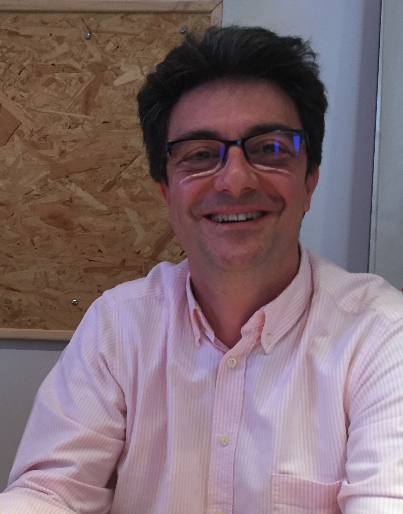 Dr. Ramón Moreno Balsalobre, neuer Referenz-Chirurg in Madrid (Spanien)
