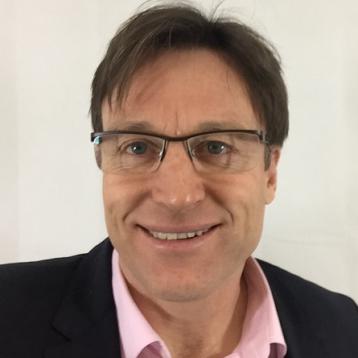 Dr. Stephen McCulley, neuer Referenz-Chirurg in Nottingham (UK)